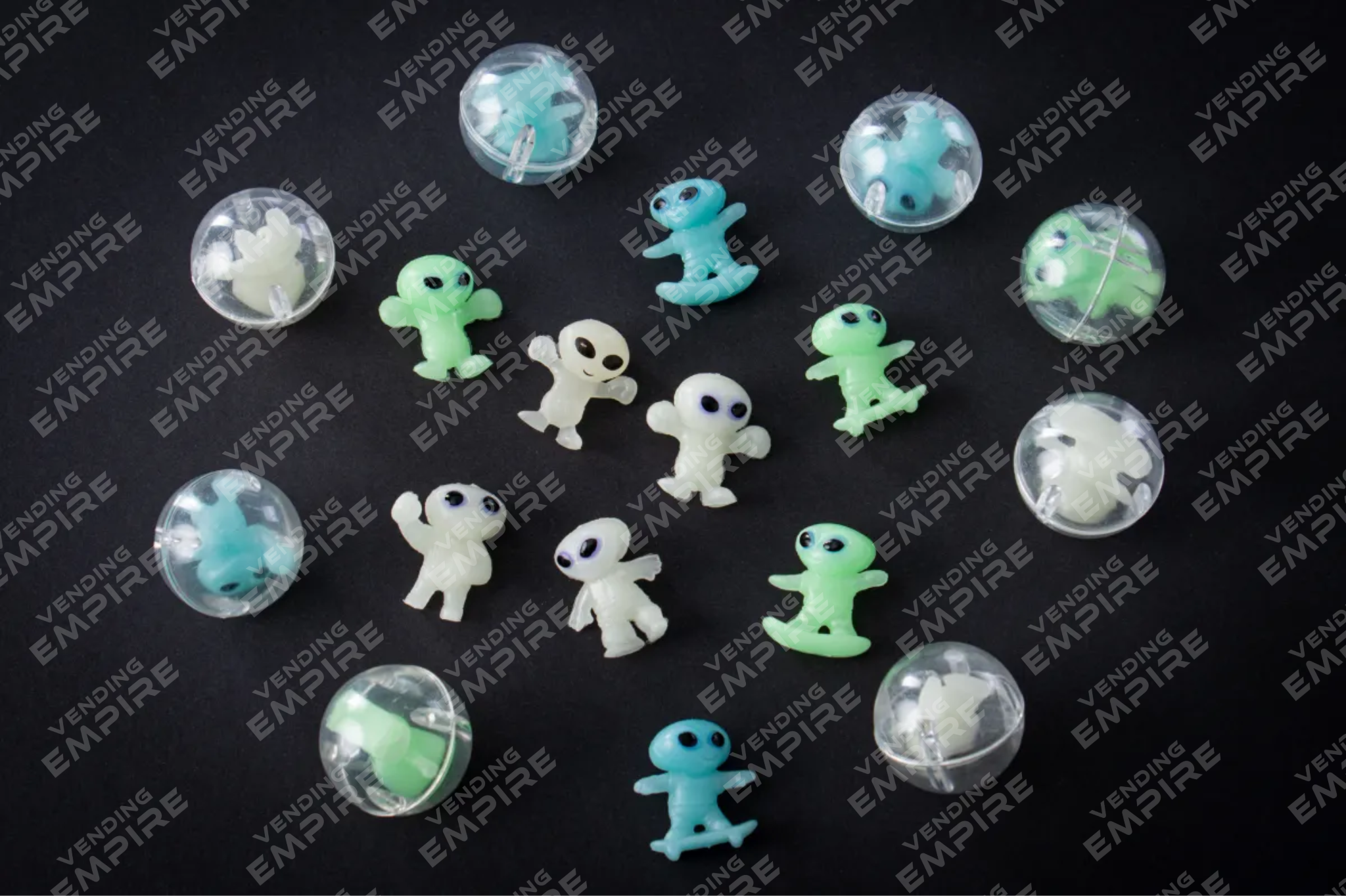 Aliens Brillantes Encapsulados 1″ (100 pzs)