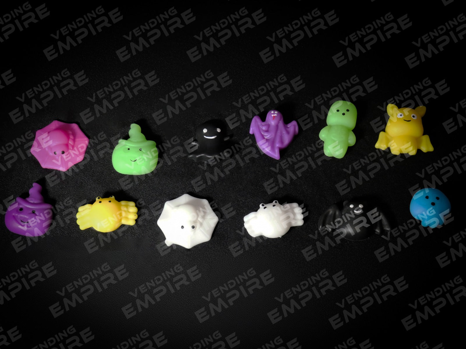 Squishys Halloween Encapsulados 2” (100 pzs)