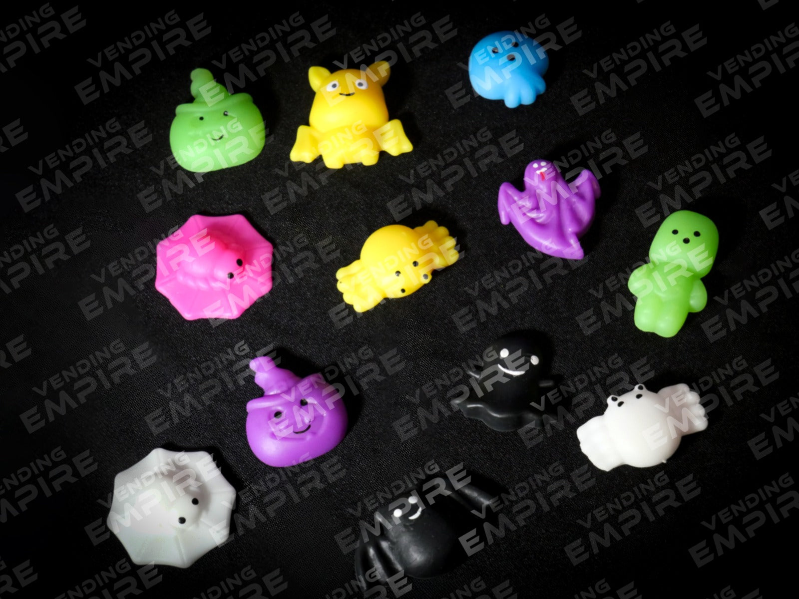 Squishys Halloween Encapsulados 2” (100 pzs)